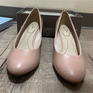 Life Stride Women's Blush Heels